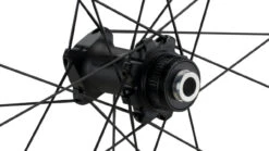 Fulcrum Rapid Red 3 Disc Center Lock 28" Laufradsatz 36 Fulcrum Rapid Red 3 Disc Center Lock 28" Laufradsatz -Shimano Verkäufe 384446