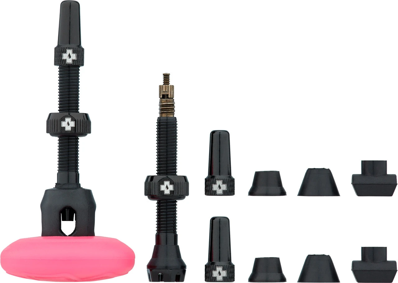 Muc-Off Stealth Tubeless Tag Und Ventil Kit 3 Muc-Off Stealth Tubeless Tag Und Ventil Kit – Bild 3